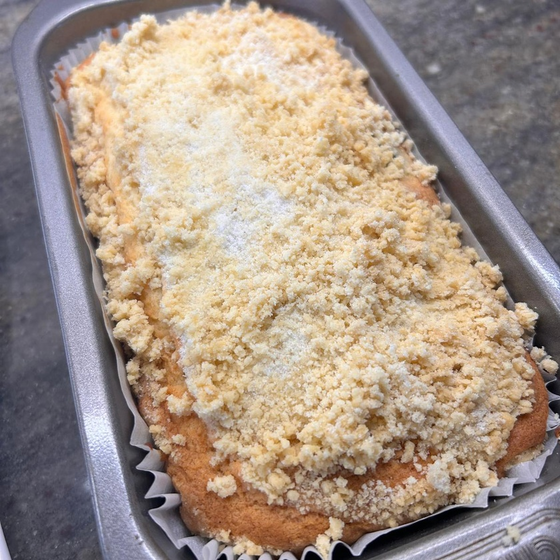 Blackberry Crumble Loaf Cake Recipe