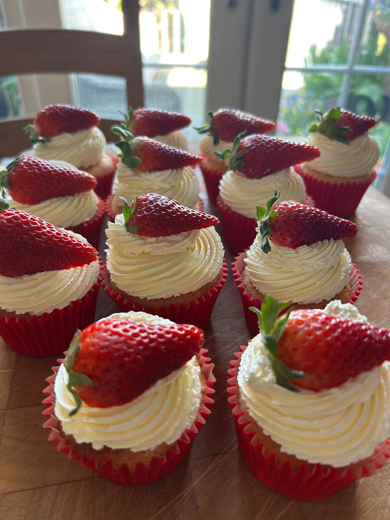 Strawberries & Cream Dream Cupcakes